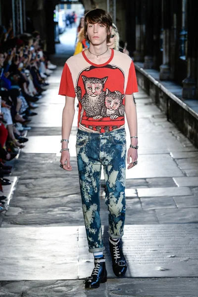 Look 4